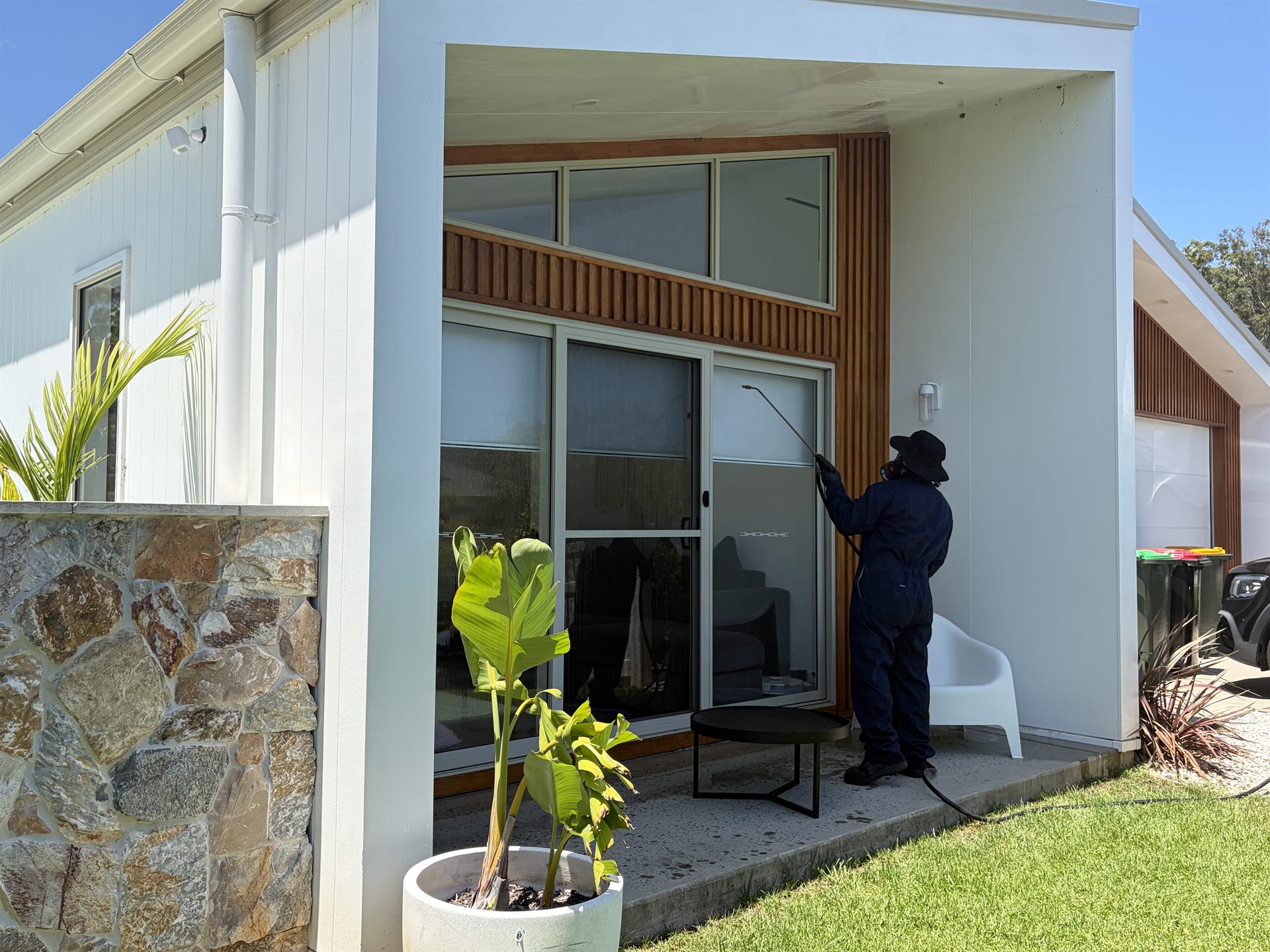 Fumatex carrying out commercial pest control in Port Macquarie